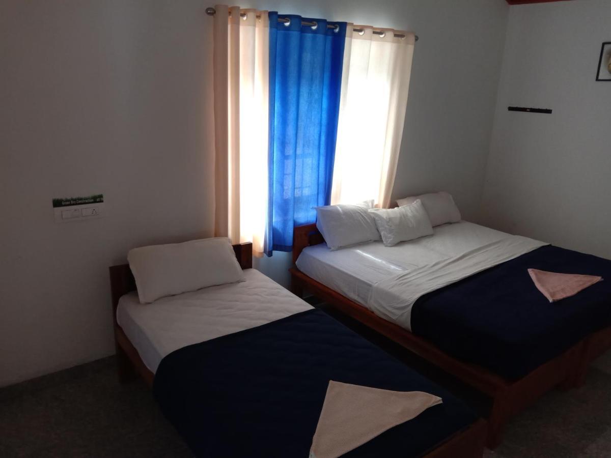Shivalaya Homestay, Madikeri Siddāpur Екстериор снимка