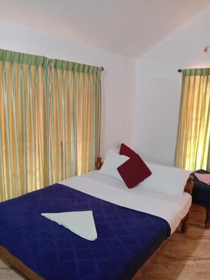Shivalaya Homestay, Madikeri Siddāpur Екстериор снимка