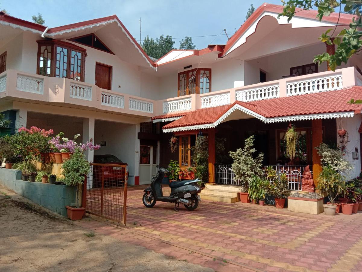 Shivalaya Homestay, Madikeri Siddāpur Екстериор снимка