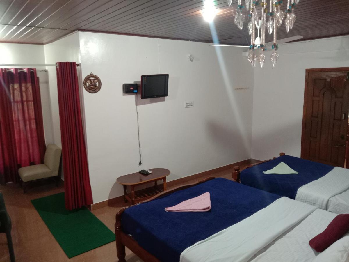 Shivalaya Homestay, Madikeri Siddāpur Екстериор снимка