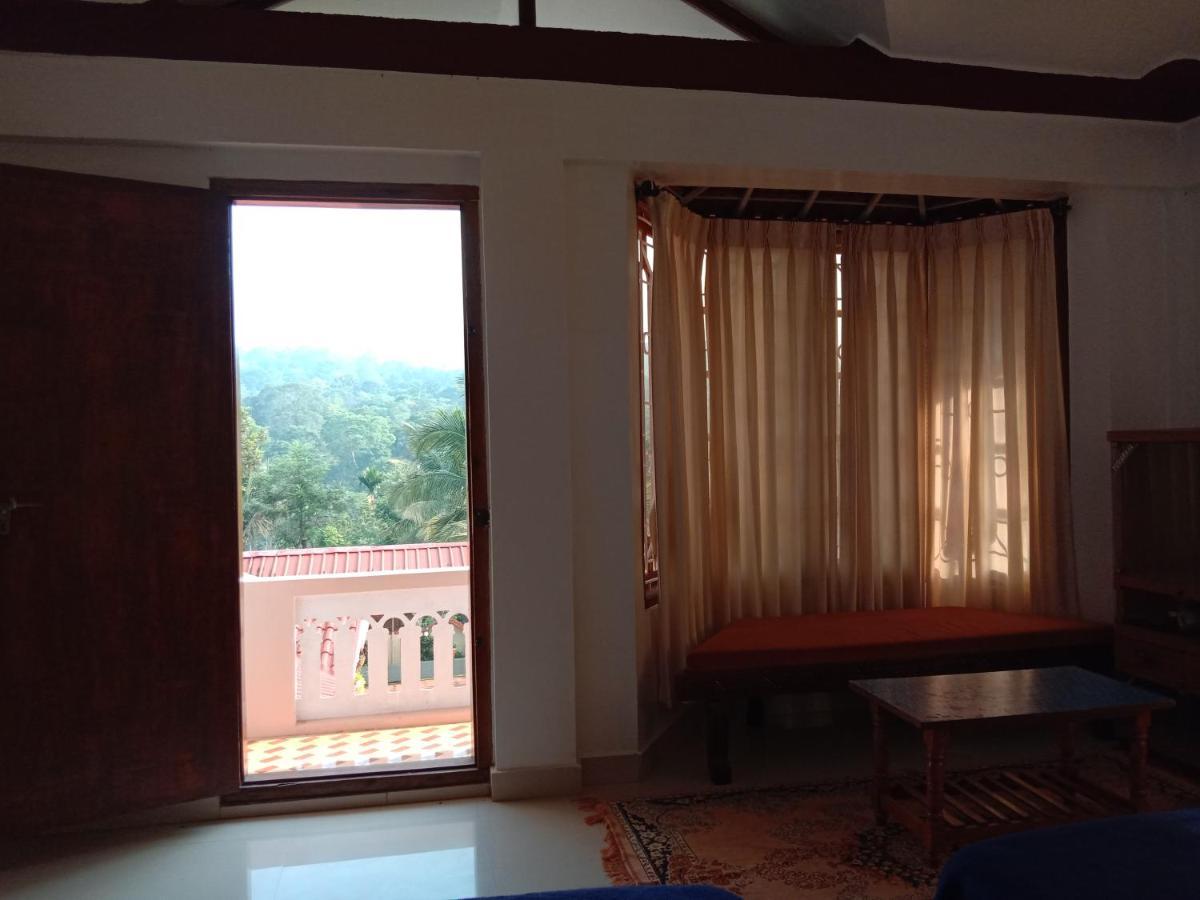 Shivalaya Homestay, Madikeri Siddāpur Екстериор снимка