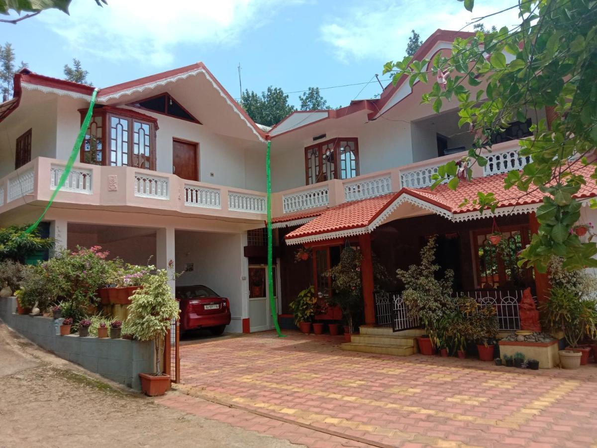 Shivalaya Homestay, Madikeri Siddāpur Екстериор снимка