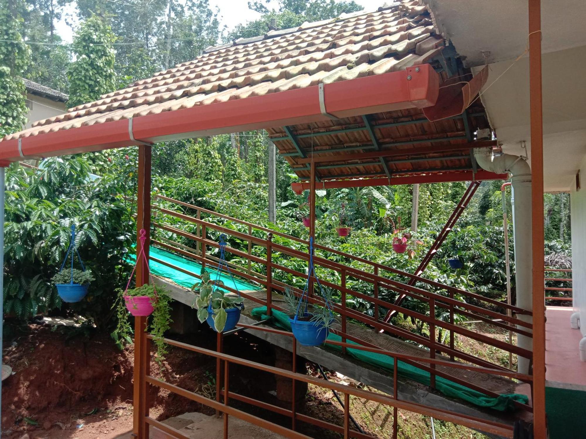 Shivalaya Homestay, Madikeri Siddāpur Екстериор снимка