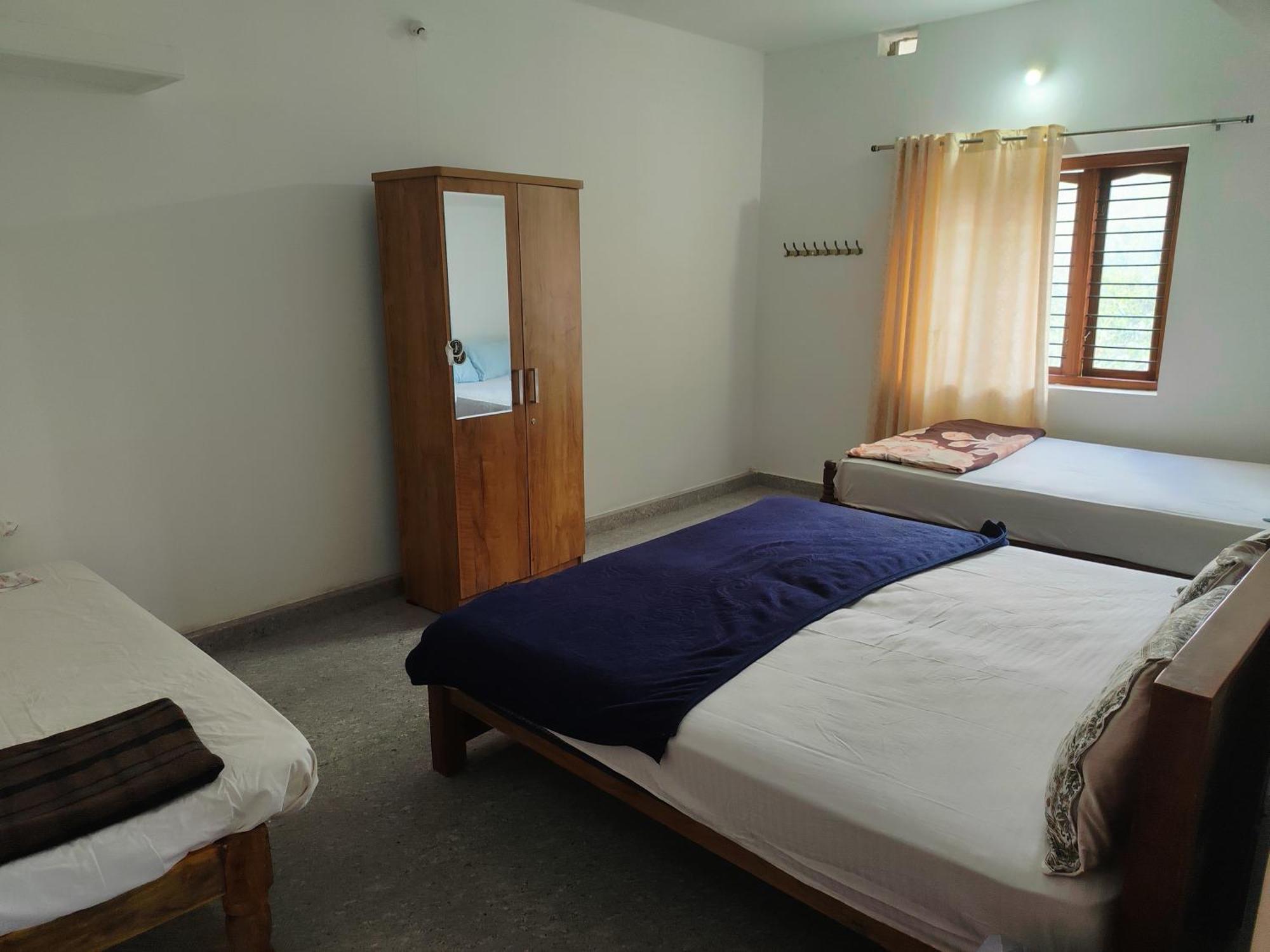 Shivalaya Homestay, Madikeri Siddāpur Екстериор снимка