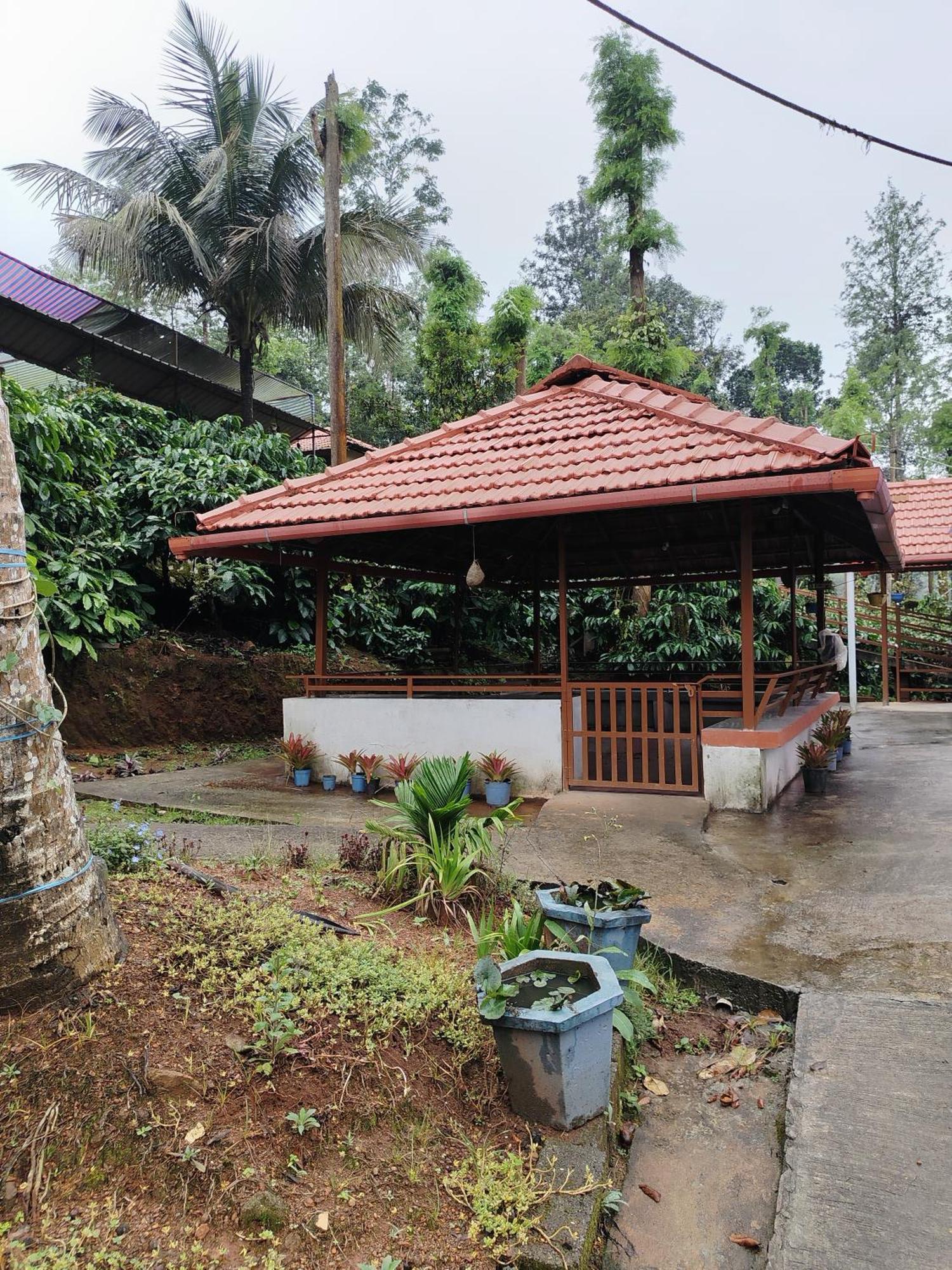 Shivalaya Homestay, Madikeri Siddāpur Екстериор снимка